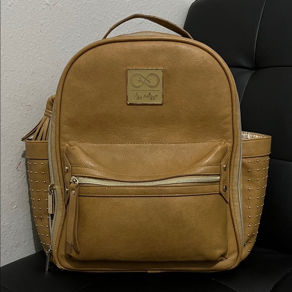 Itzy Ritzy Diaperbag Backpack - Picture 2 of 11